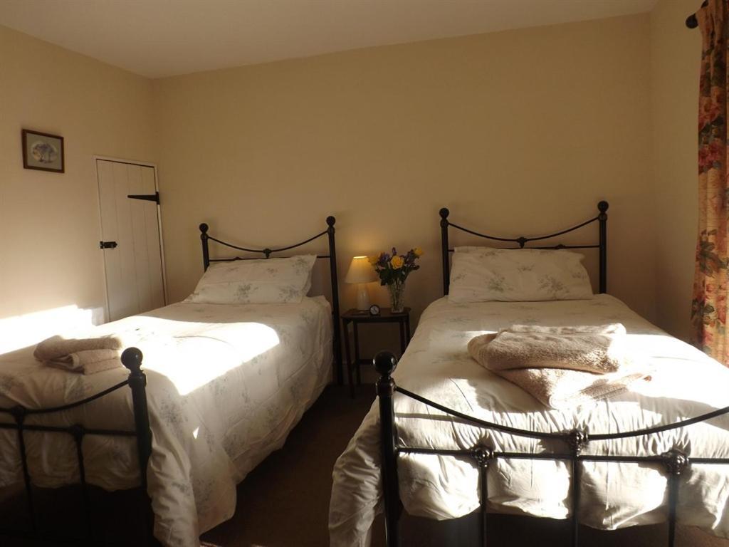 Hillis Close Farm Cottage Халтвисл Номер фото